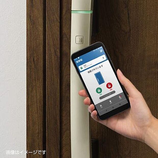 【■スマートキー■】スマホで簡単施解錠。便利なリモコンキー&タグキー付き。専用アプリをインストールしてお手持ちのスマホで施解錠。離れたところからもリモコンで操作可能。タグキーでらくらく操作も。(イメージ画像)