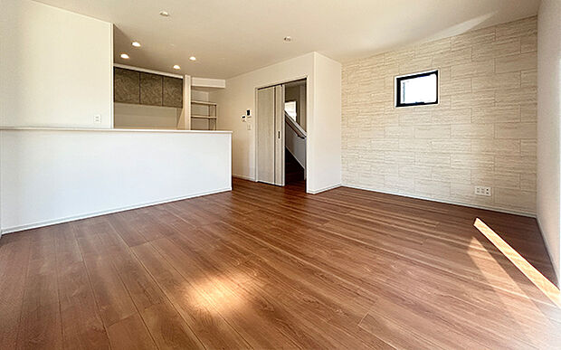 現地写真:LDK(1号棟)