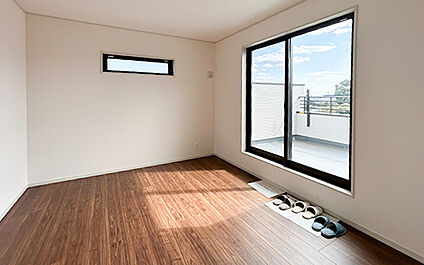 現地写真：主寝室(2号棟)