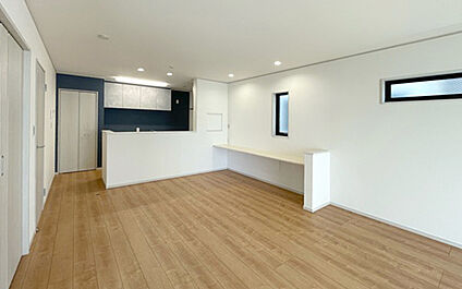 現地写真:LDK(1号棟)