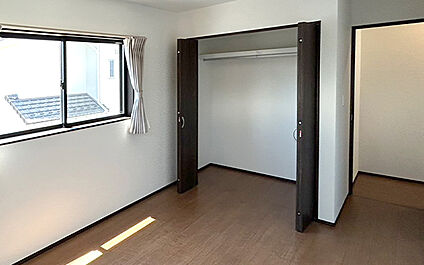 現地写真：収納（2号棟）