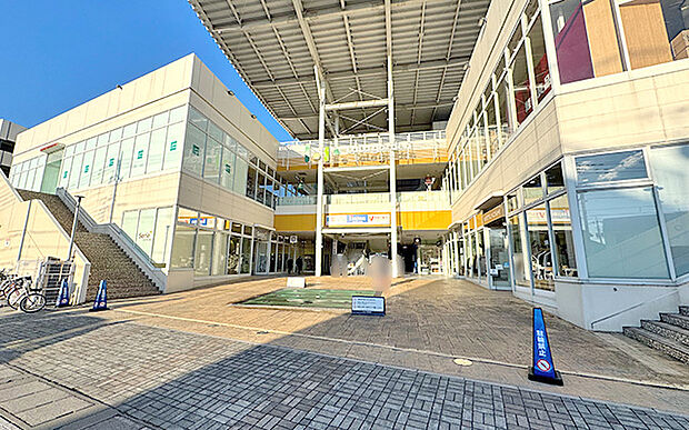 ララガーデン(約720m)