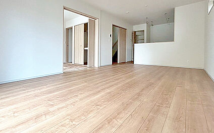 現地写真：LDK（2号棟）