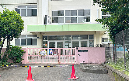 秦野市立東幼稚園 1970m