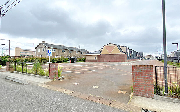 裏館保育所（約610m）