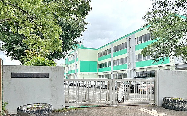 小川町立小川小学校(約3,330m)
