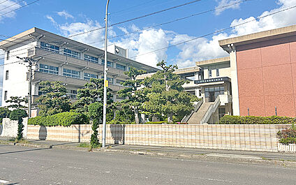 市立尾西第一中学校 2320m