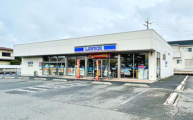 ローソン 桐生相生町岡登店(約10m)