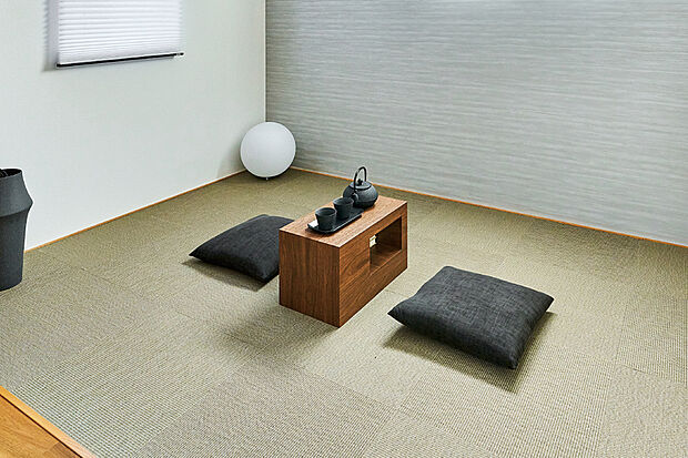 【コネクトルーム】
リビングに隣接し、続き間・個室に可変する便利空間。建具の開閉でキッズスペース、家事スペース、客間や個室など、多目的に活躍する便利な空間です。※号棟により採用状況が異なります。