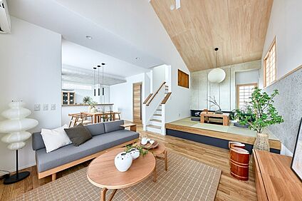 【掘り炬燵のある家】