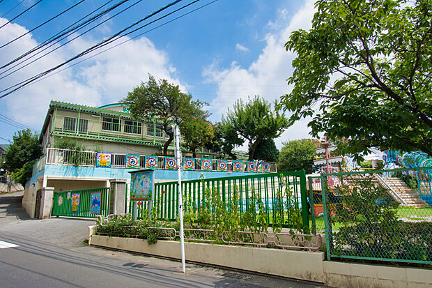 翠ヶ丘幼稚園(現地より徒歩4分)