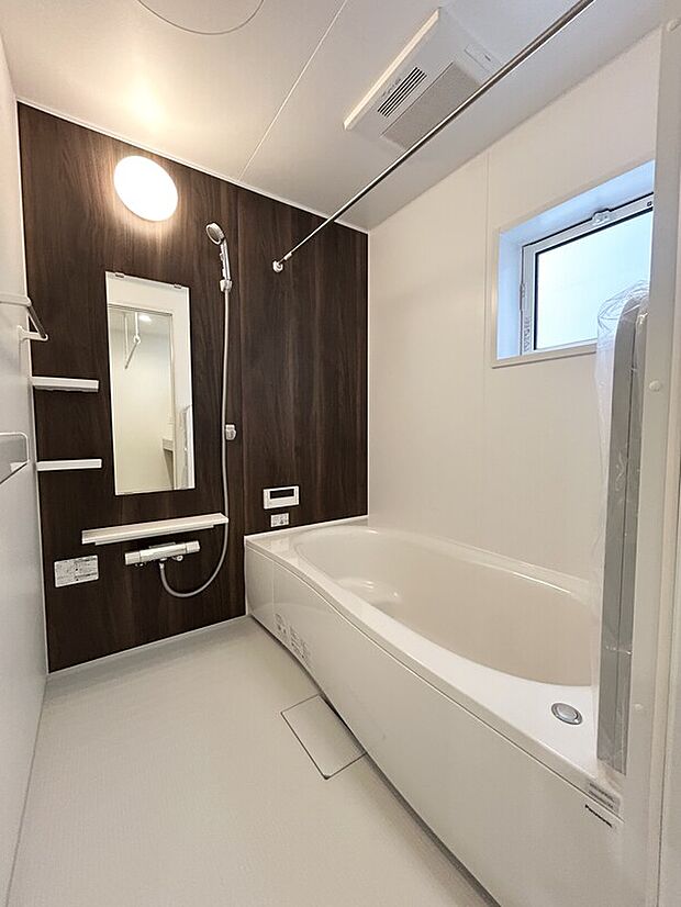 【2号棟浴室】浴室乾燥付きで雨の日の洗濯も安心◎