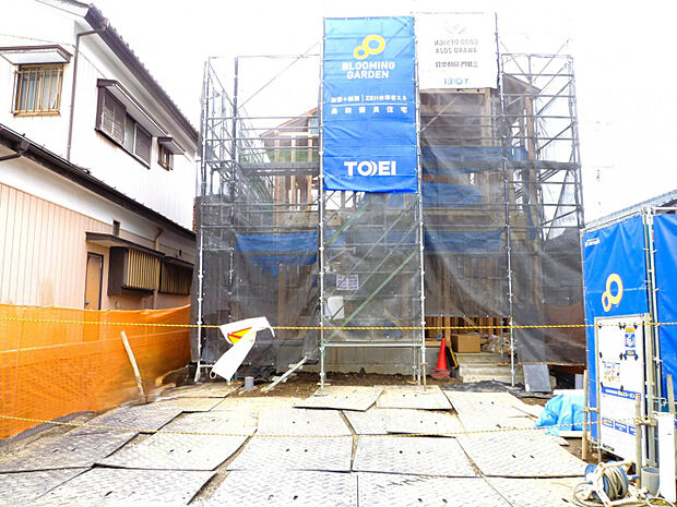 外観　敷地面積52坪！駐車スペース並列3台あり！主寝室可変型プラン採用！！