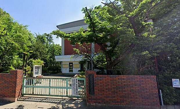 瓦葺小学校（約158m）