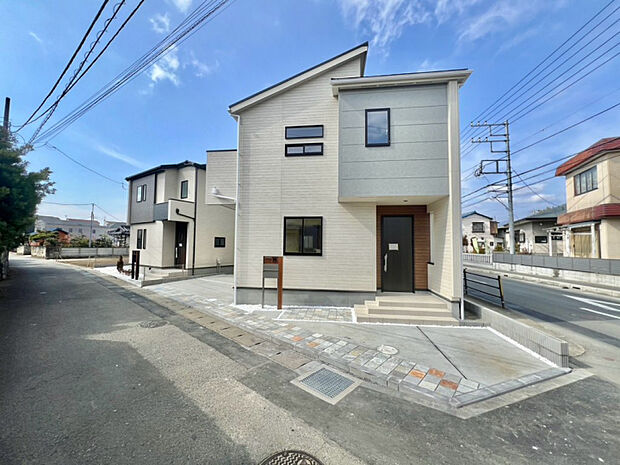 ＜2号棟＞外観写真　