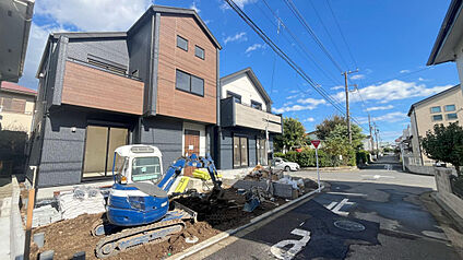 車通りが多くないので駐車しやすいです。