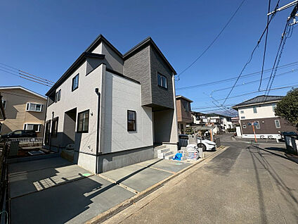 ようやく土間打ちまで完成！室内完成です！