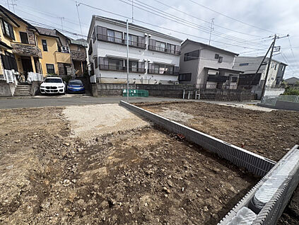 相鉄本線「三ツ境」駅まで徒歩10分の好立地。南東向きバルコニ
