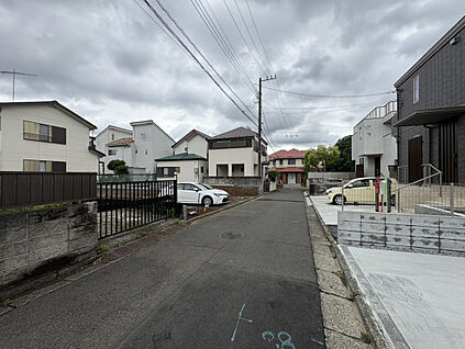 販売現地