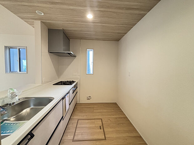 4号棟キッチン（2025年12月撮影）　