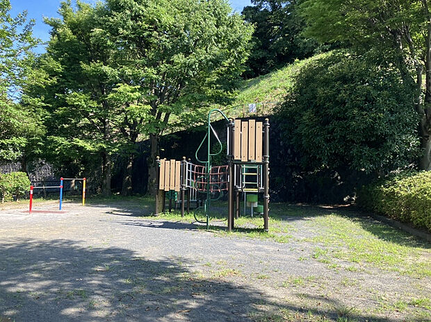 北野台けんぼく公園（約151m）