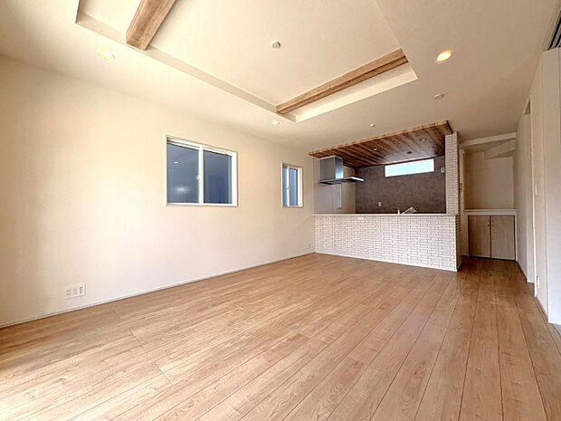 ◆リビングダイニング（5号棟）　