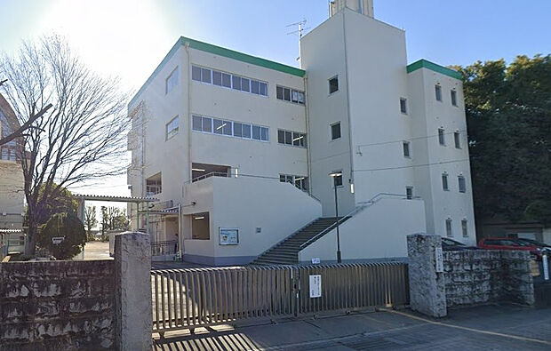 さぎの森小学校（約697m）