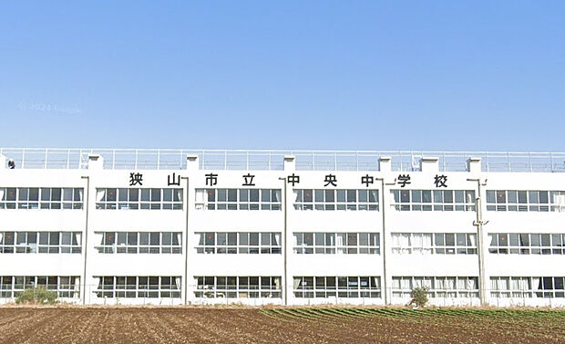 中央中学校（約732m）