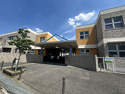 ビッグ・エー西上尾店 315m