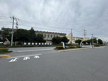 藤小学校 720m