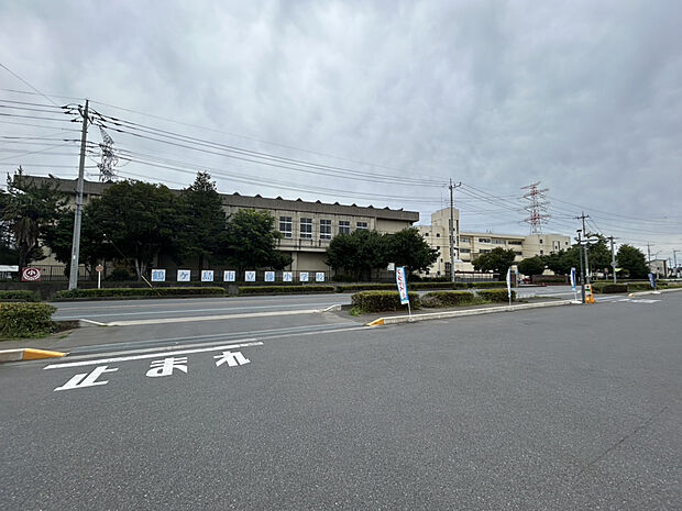 藤小学校（約720m）