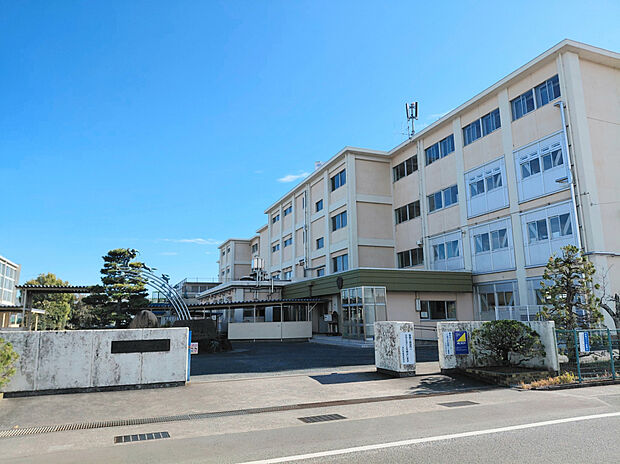 浜松市立有玉小学校（約2,000m）