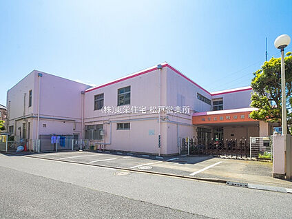 豊町保育園 669m