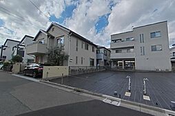 東京都三鷹市新川６丁目