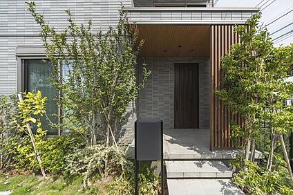 No.11_外構 （撮影_2025年10月）