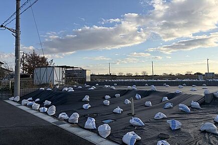 No.1_土地（撮影_2025年12月）60坪以上の広々敷地。2世帯住宅や平屋ご検討の方におすすめ。 