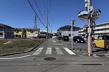 No.1・No.2_前面道路（撮影_2025年3月）