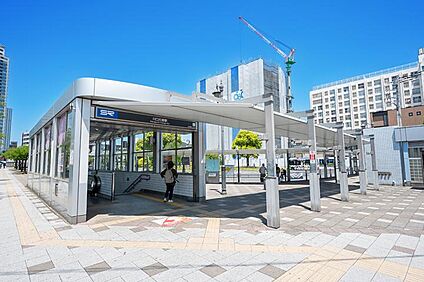 埼玉高速鉄道線「川口元郷」駅 900m(12分)