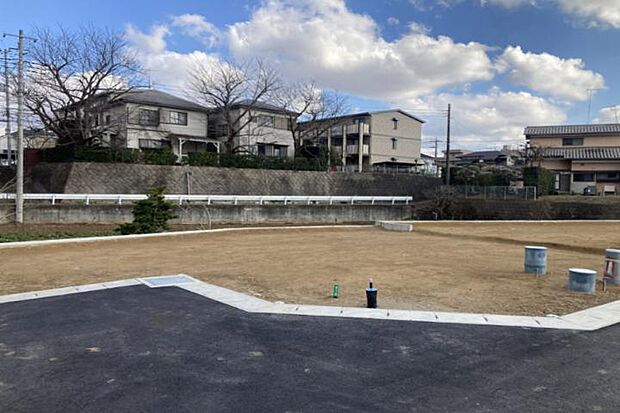 No.5_土地（撮影2026年2月）東側からの日当たりが見込めます。