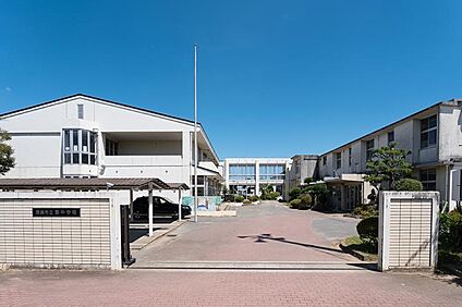 茂原市立東中学校 1530m(20分)