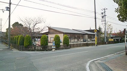 蓮池幼稚園 約120m～140m(徒歩約2分)