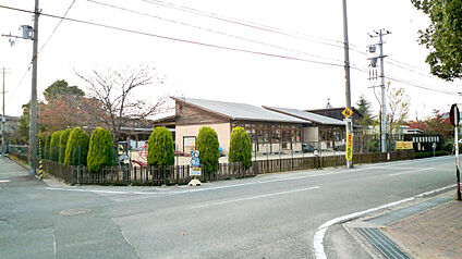 蓮池幼稚園・蓮池こども園 約750m(徒歩約10分)