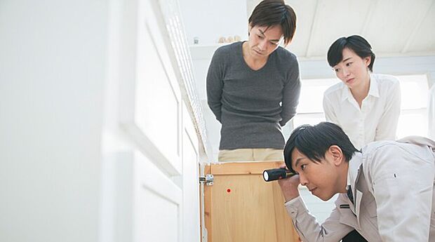 【シロアリ保証】シロアリの保証
■建築基準法規定の防腐防蟻措置をします。
■建物に白蟻による蝕害が発生した場合、お引渡しから5年間(最高限度額500万円)保証