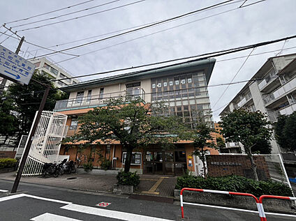 富久町保育園 約240m(徒歩3分)