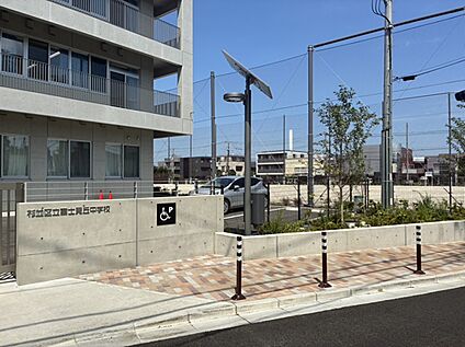 富士見丘中学校 約640m(徒歩8分)