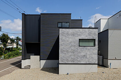 【1号棟 外観】