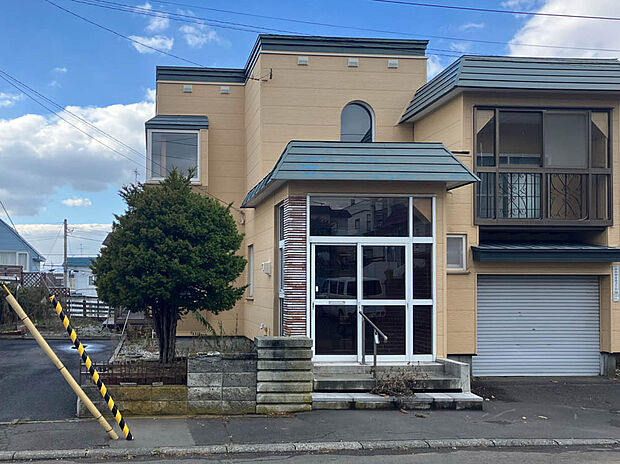【【現地写真】】第一種低層住居専用地域の静かな住環境が魅力。ゆったりとした新生活をお過ごしいただけます。
（2025年12月撮影）