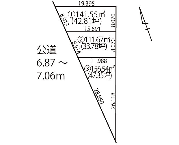 約47坪のゆとりある敷地。間口も広く開放感がございます。