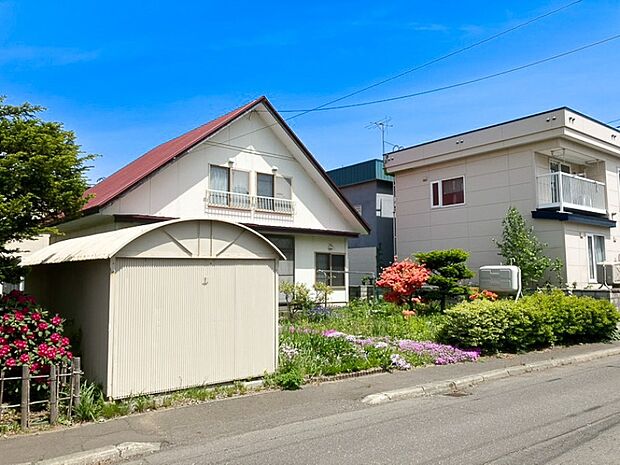【【現地写真】】古家解体後の更地渡しにつき、解体費用の負担を軽減できます。お引渡し後はスムーズに建築計画をスタートすることが可能です。
（2026年5月撮影）