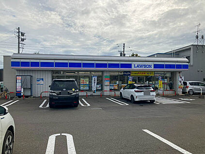 ローソン 札幌前田13条店 450m(徒歩6分)